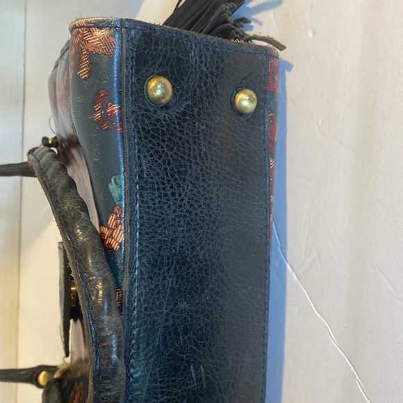 VGUC. Rienzo Satchel-fall tapestry by Patricia Nash. - Picture 9 of 16